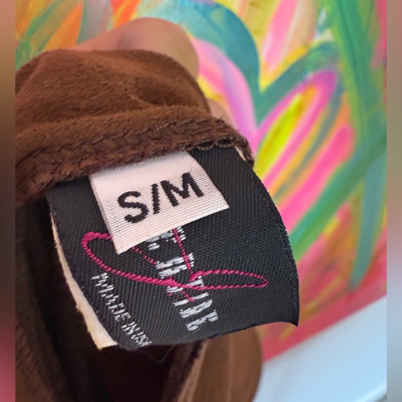 Woodstock Fringe Halter Faux Fur Vest Mini Skirt Costume Set - Picture 9 of 9